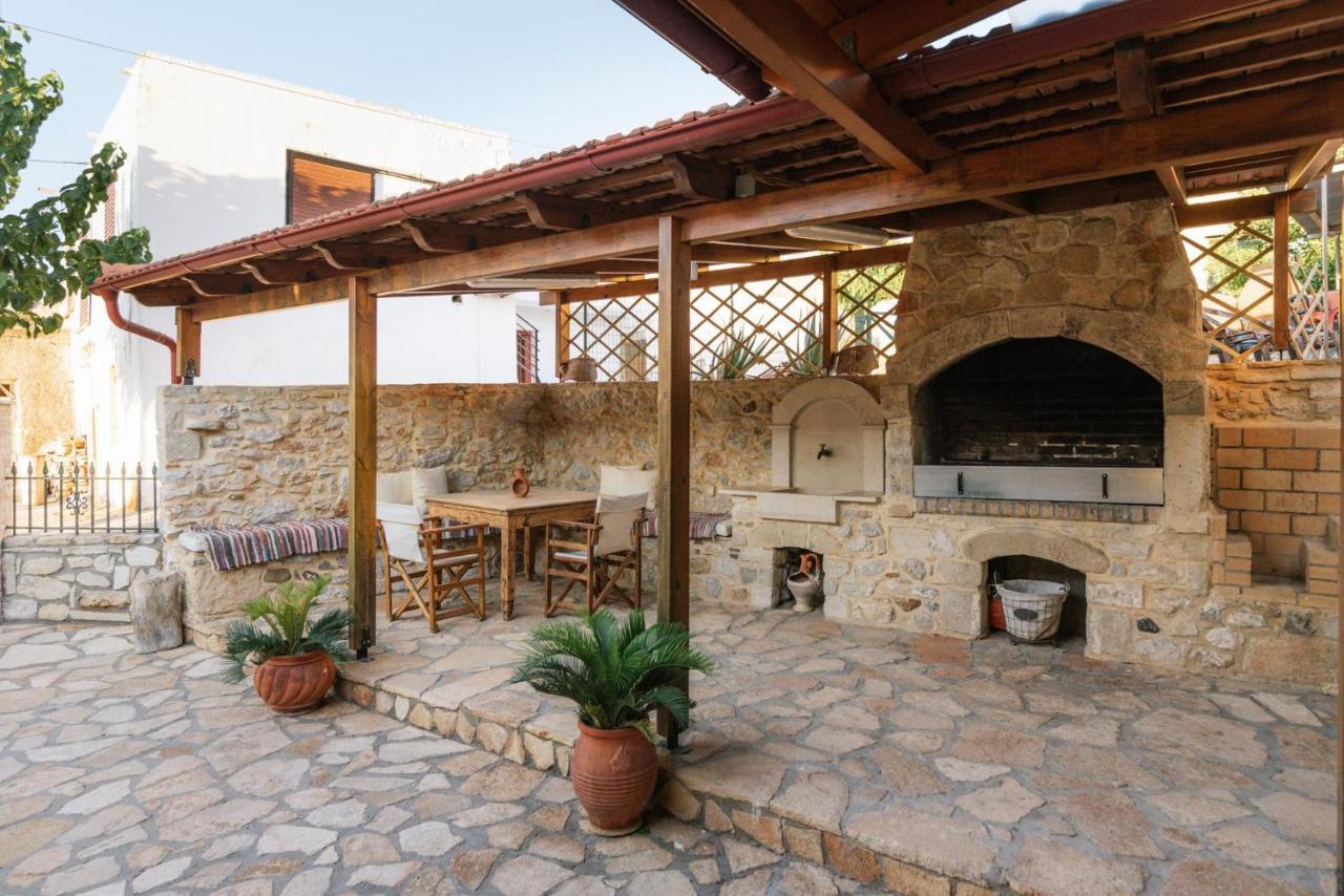Villa Fontana Périon Exterior photo